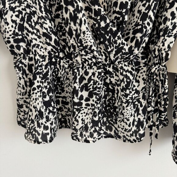 Nine Britton Women Faux Wrap Elastic Tie Waist Animal Print Blouse Size LP - Picture 6 of 11